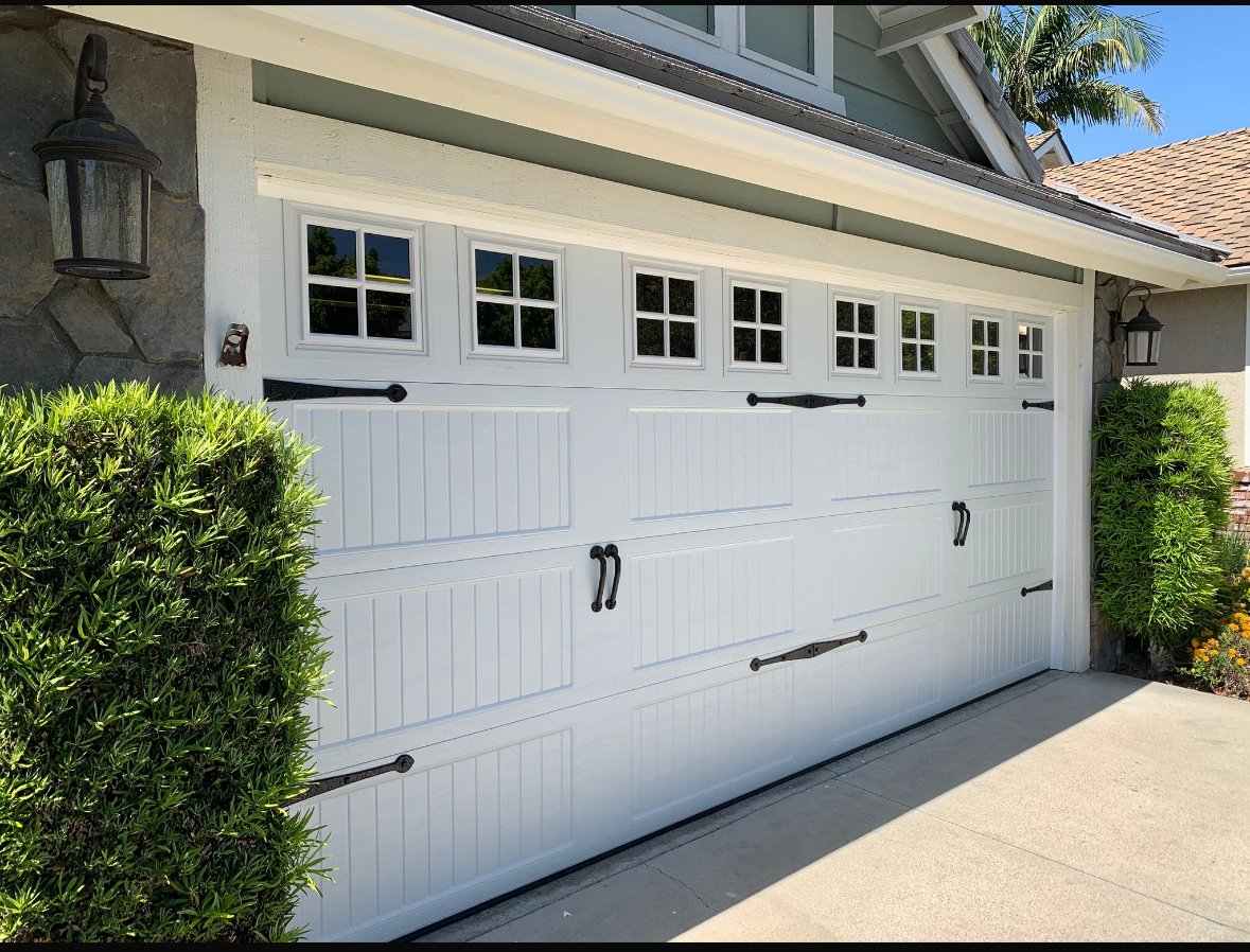 garage-door-insallation-Tarzana (1)